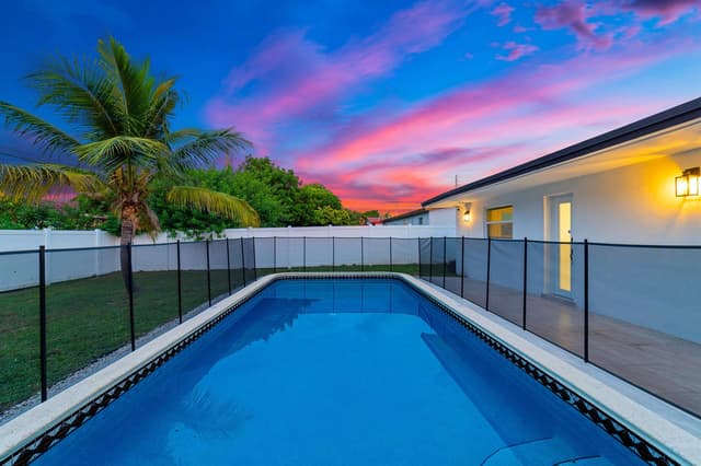 6335 Southgate Boulevard, Margate FL 33068 - Margate, FL - Photo 4