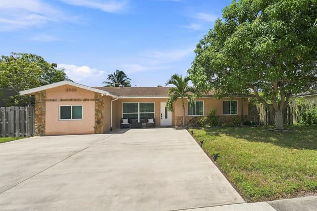 4665 NW 113TH Avenue, Sunrise FL 33323 - Sunrise, FL - Photo 4
