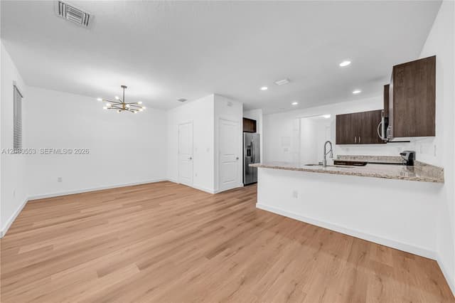 1426 SE 24th Ter, Homestead FL 33035 - Homestead, FL - Photo 3