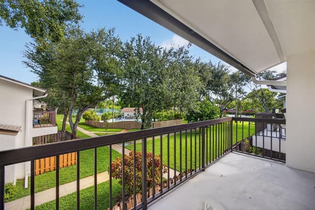 3404 Gardens E Drive # 21B, Palm Beach Gardens FL 33410 - Palm Beach Gardens, FL - Photo 6