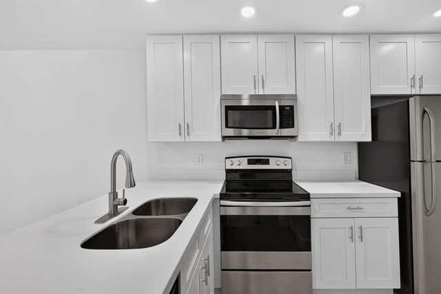 3404 Gardens E Drive # 21B, Palm Beach Gardens FL 33410 - Palm Beach Gardens, FL - Photo 7