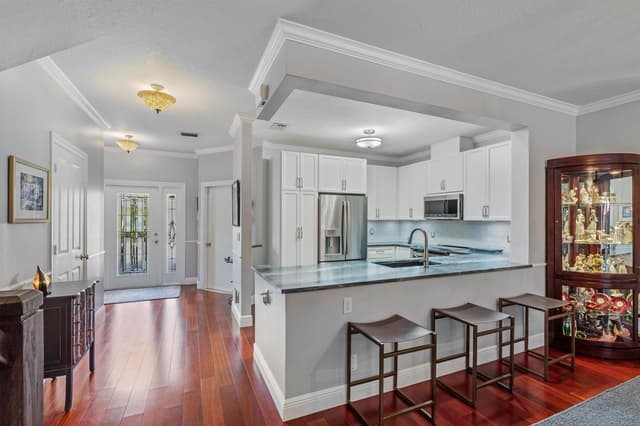 517 SW 7th Avenue, Fort Lauderdale FL 33315 - Fort Lauderdale, FL - Photo 3