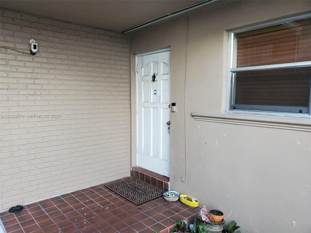 36 W 37th St, Hialeah FL 33012 - Hialeah, FL - Photo 3