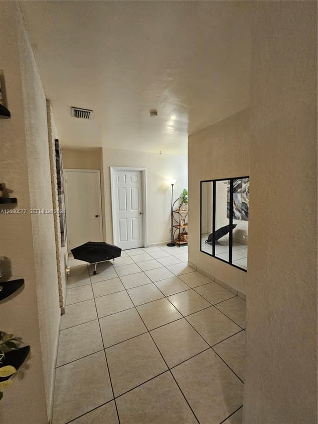 36 W 37th St, Hialeah FL 33012 - Hialeah, FL - Photo 4