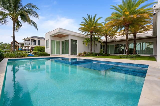 3939 Country Club Ln, Fort Lauderdale FL 33308 - Fort Lauderdale, FL - Photo 4