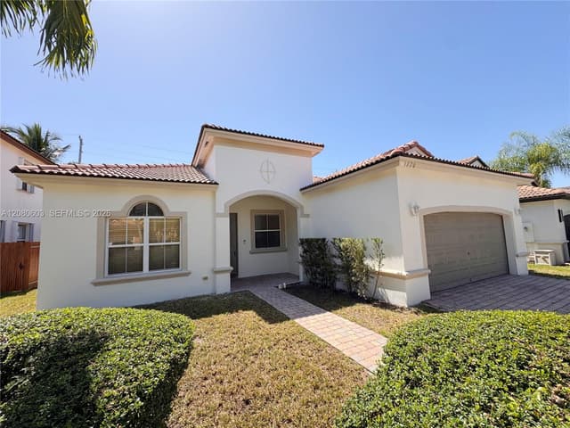 1770 SE 18th Ter, Homestead FL 33035 - Homestead, FL - Photo 2