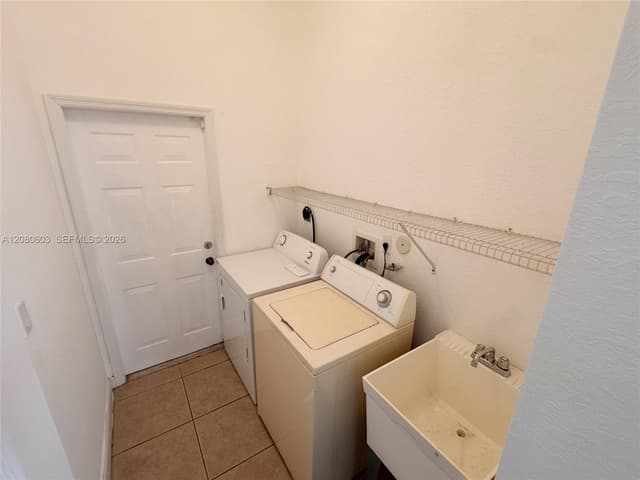 1770 SE 18th Ter, Homestead FL 33035 - Homestead, FL - Photo 7