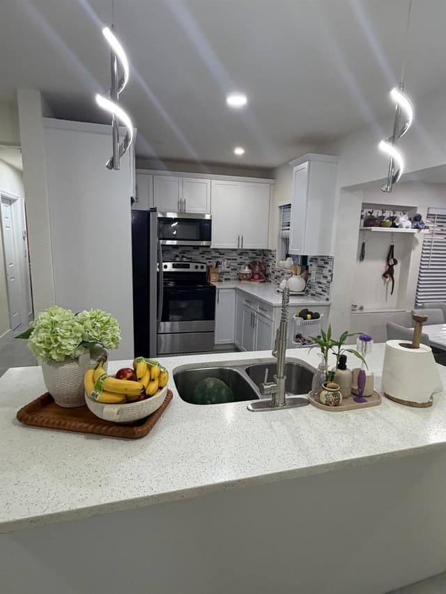 1038 MACY Street, West Palm Beach FL 33405 - West Palm Beach, FL - Photo 7
