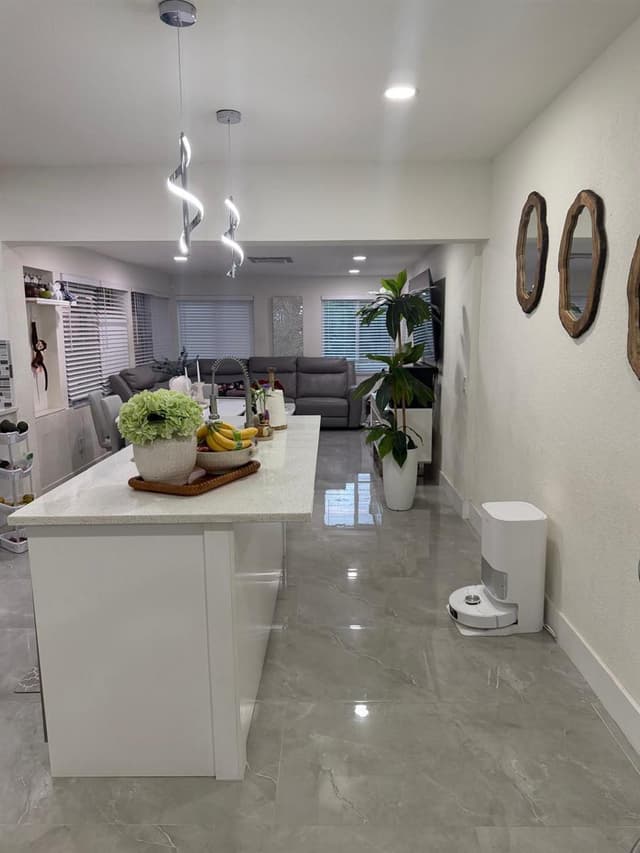 1038 MACY Street, West Palm Beach FL 33405 - West Palm Beach, FL - Photo 5
