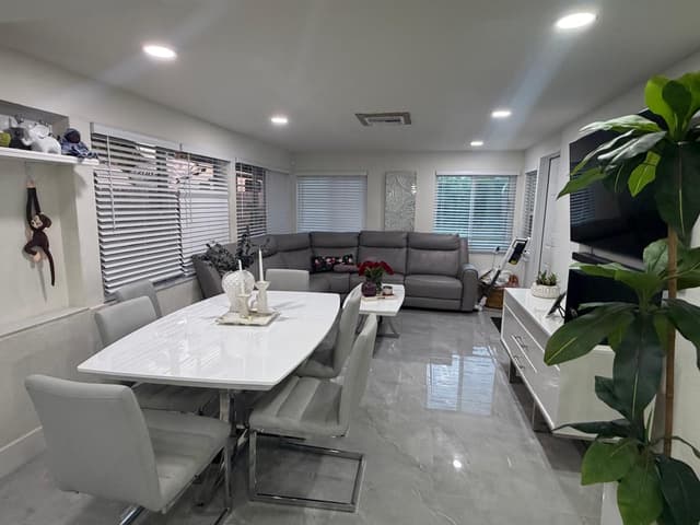1038 MACY Street, West Palm Beach FL 33405 - West Palm Beach, FL - Photo 4