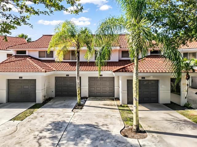 9265 NW 9TH Court, Plantation FL 33324 - Plantation, FL - Photo 2