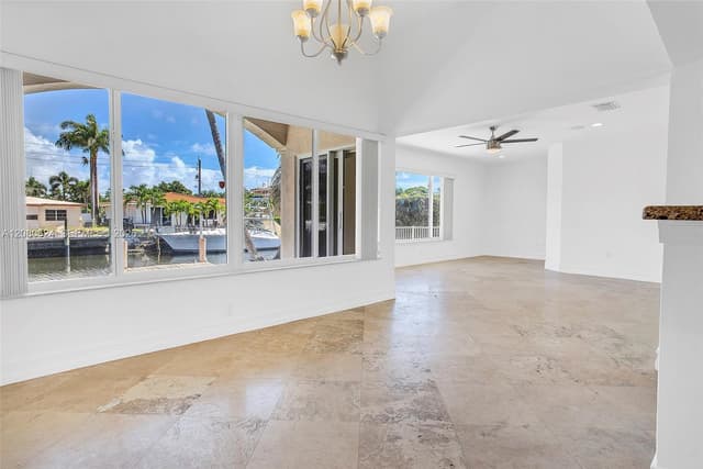 2273 SE 14th St, Pompano Beach FL 33062 - Pompano Beach, FL - Photo 4
