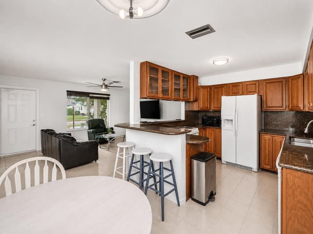 4521 SW 42ND Terrace, Dania Beach FL 33314 - Dania Beach, FL - Photo 6
