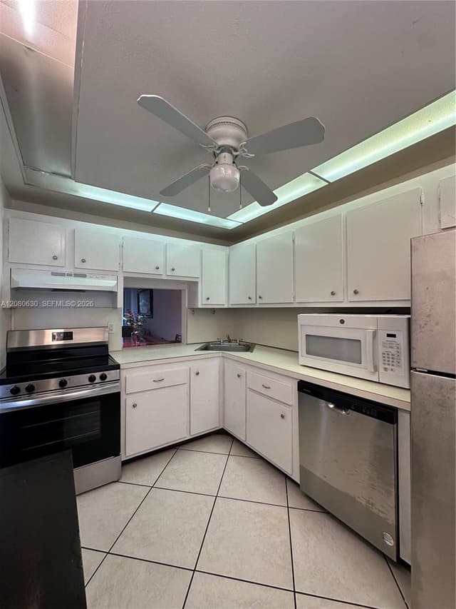 6090 NW 64th Ave # 310, Tamarac FL 33319 - Tamarac, FL - Photo 7