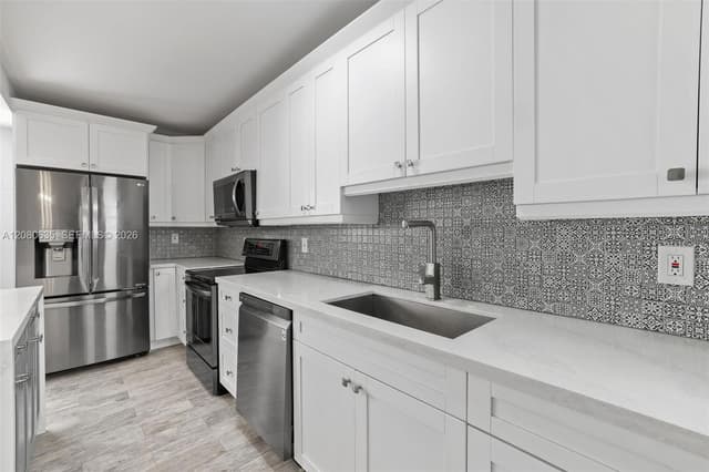 1340 Lincoln Rd # 208, Miami Beach FL 33139 - Miami Beach, FL - Photo 2