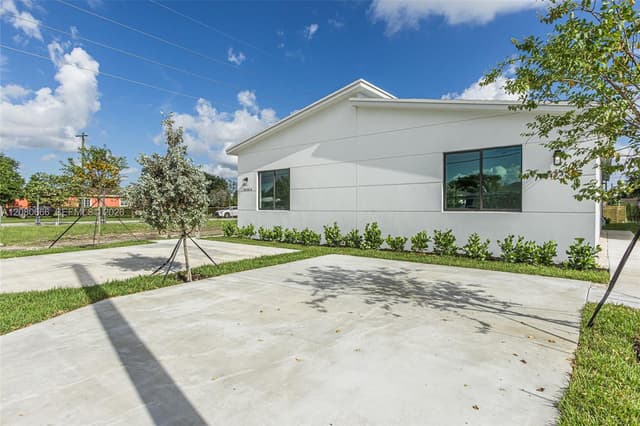 5535 SW 19th St, West Park FL 33023 - West Park, FL - Photo 3