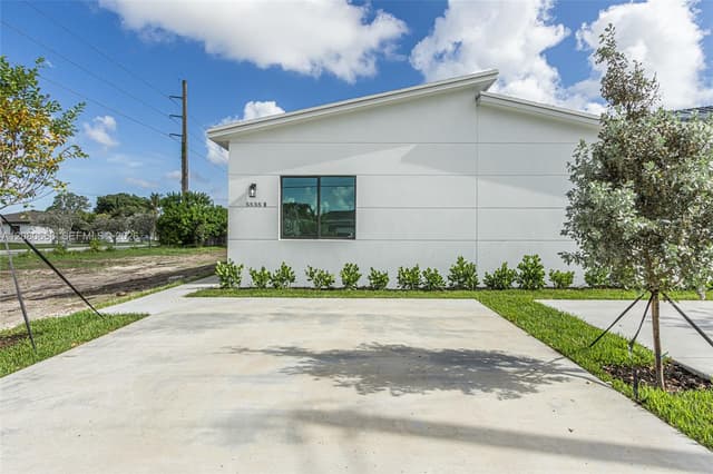 5535 SW 19th St, West Park FL 33023 - West Park, FL - Photo 5