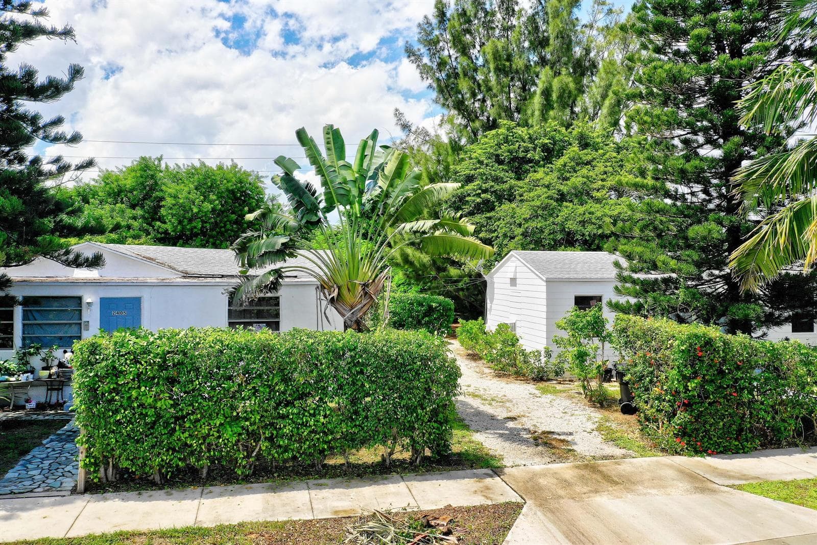 2405-2407 N East Coast Street, FL 33460 - Photo 1