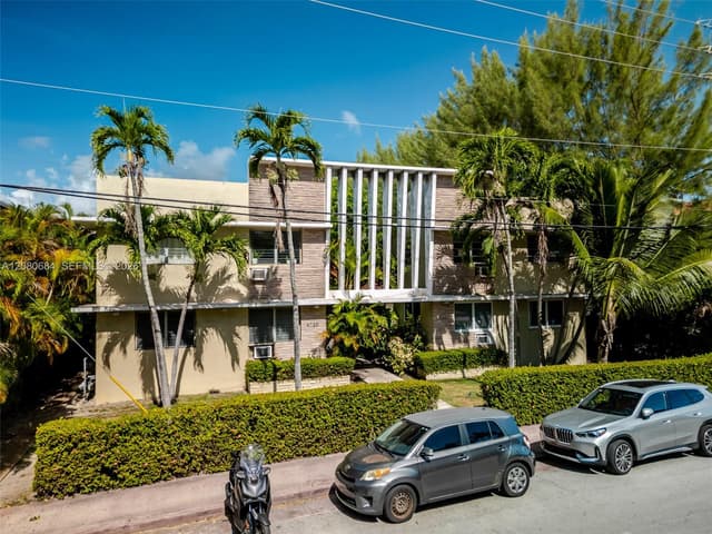 4730 Pine Tree Dr # 17, Miami Beach FL 33140 - Miami Beach, FL - Photo 2