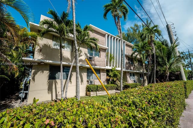 4730 Pine Tree Dr # 17, Miami Beach FL 33140 - Miami Beach, FL - Photo 3