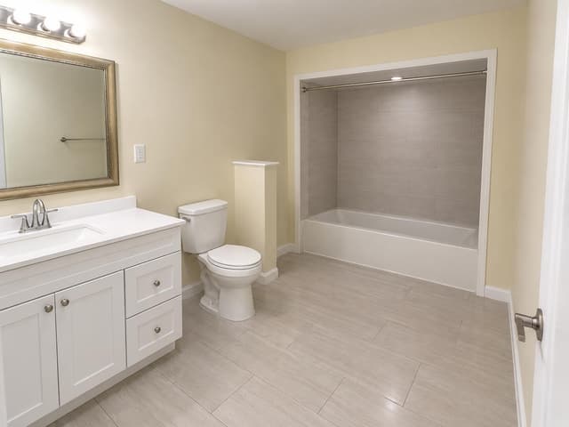 4206 NW 114th Terrace # 06, Coral Springs FL 33065 - Coral Springs, FL - Photo 5