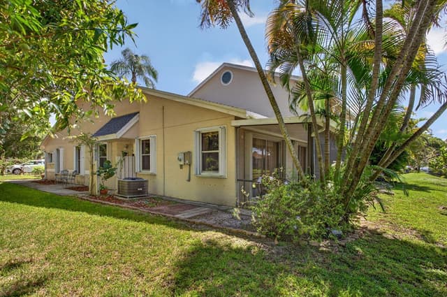 2007 DISCOVERY Circle E, Deerfield Beach FL 33442 - Deerfield Beach, FL - Photo 4