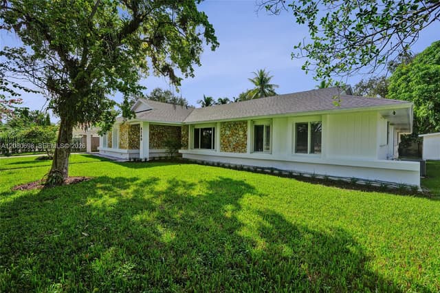 8260 SW 88th St, Miami FL 33156 - Miami, FL - Photo 5