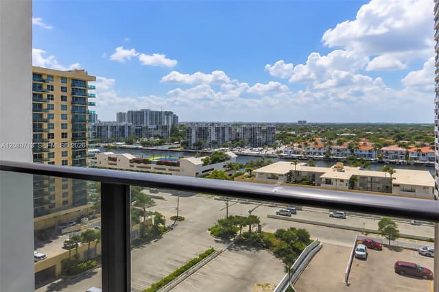 2301 S Ocean Dr # 1206, Hollywood FL 33019 - Hollywood, FL - Photo 2