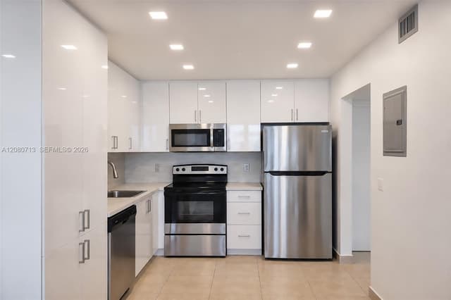 2301 S Ocean Dr # 1206, Hollywood FL 33019 - Hollywood, FL - Photo 7