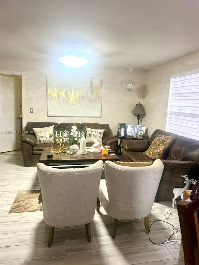 3851 SW 59th Ter, Davie FL 33314 - Davie, FL - Photo 5