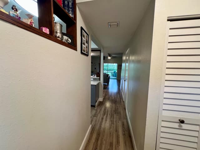 7844 Dixie Beach Circle, Tamarac FL 33321 - Tamarac, FL - Photo 3