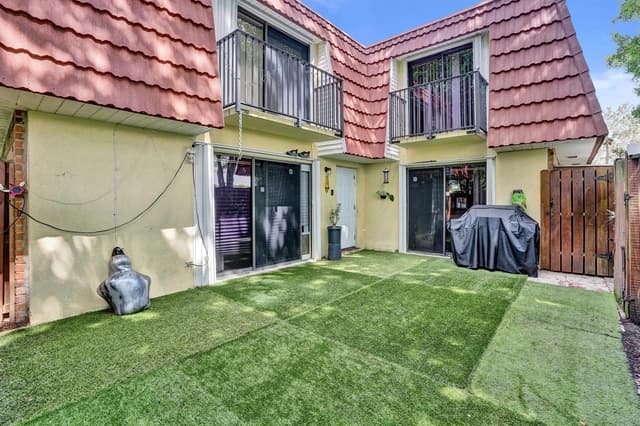 9993 NW 7th Street, Plantation FL 33324 - Plantation, FL - Photo 3