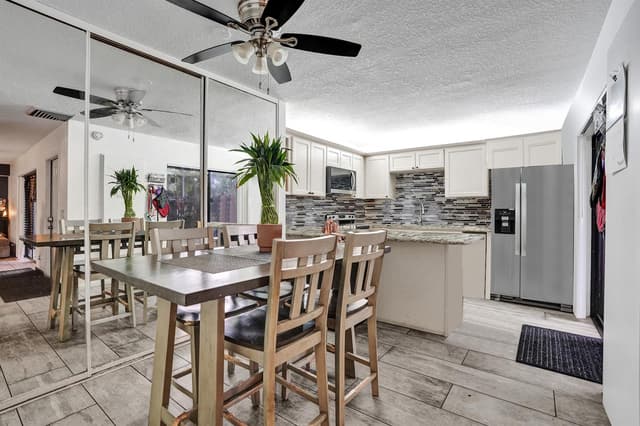 9993 NW 7th Street, Plantation FL 33324 - Plantation, FL - Photo 5