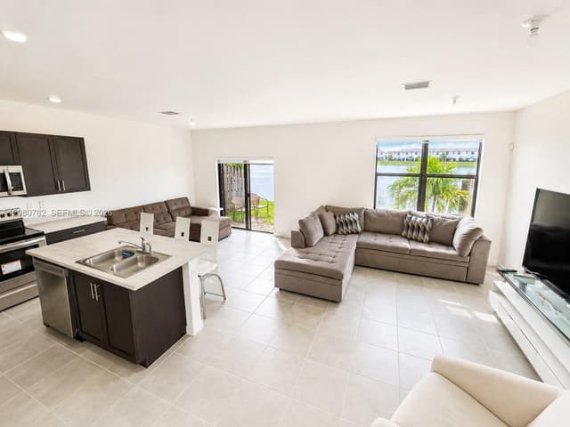 10153 SW 231st Ln, Miami FL 33190 - Miami, FL - Photo 7