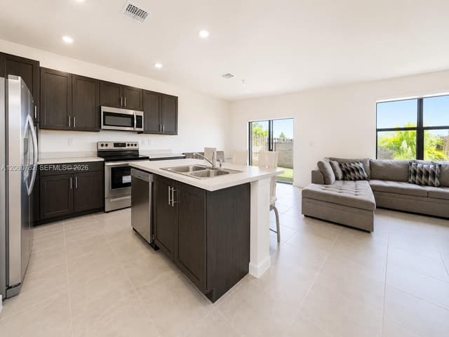 10153 SW 231st Ln, Miami FL 33190 - Miami, FL - Photo 3