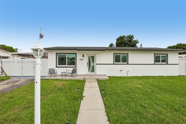 14520 SW 293rd St, Homestead FL 33033 - Homestead, FL - Photo 2
