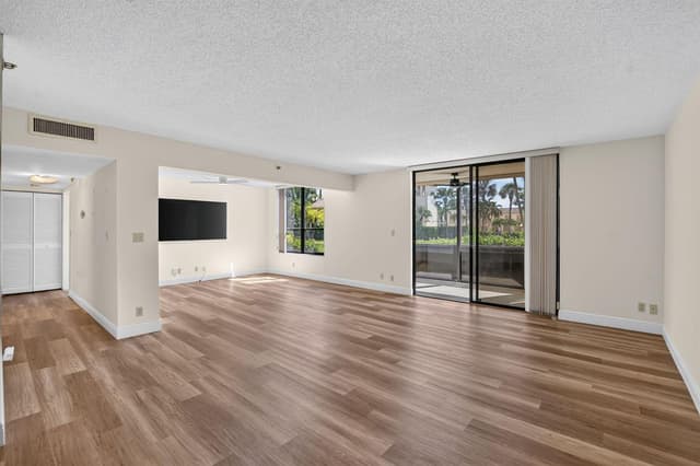 7201 PROMENADE Drive # 101, Boca Raton FL 33433 - Boca Raton, FL - Photo 3