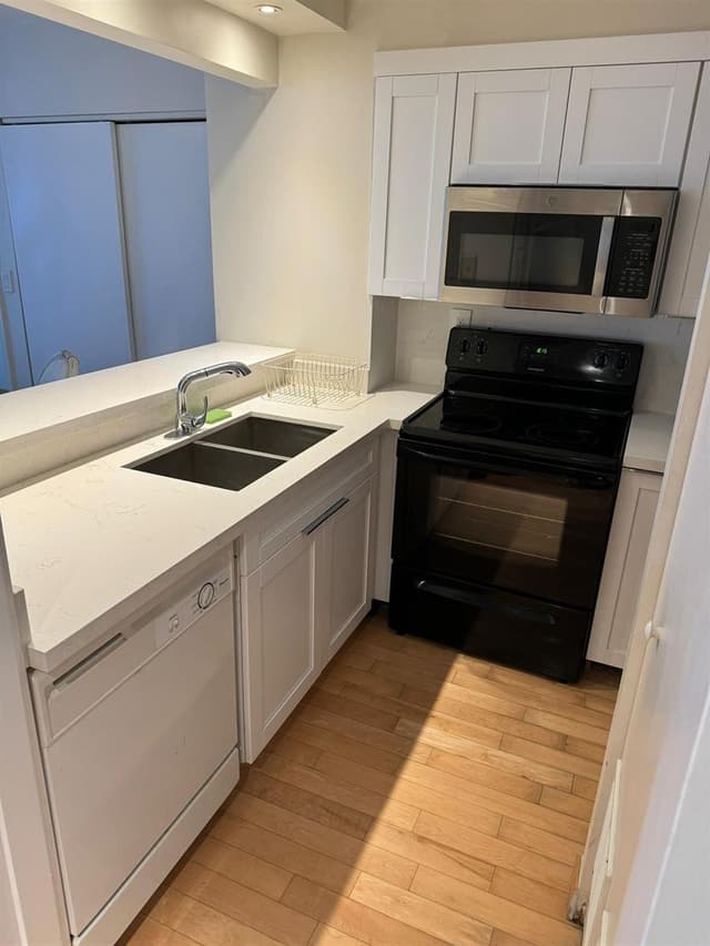 540 BRICKELL KEY Drive # 1214, Miami FL 33131 - Miami, FL - Photo 4