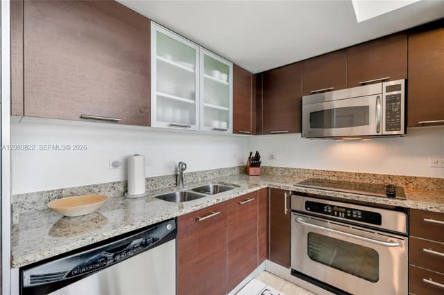 41 SE 5th St # 1607, Miami FL 33131 - Miami, FL - Photo 3