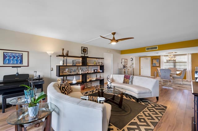 3960 Oaks Clubhouse Drive # 504, Pompano Beach FL 33069 - Pompano Beach, FL - Photo 3