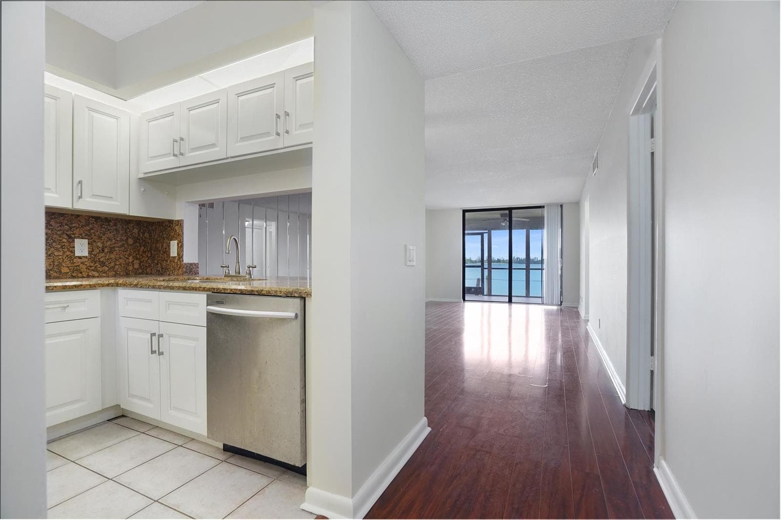 109 Lake Emerald Drive # 110, Oakland Park FL 33309 - Oakland Park, FL - Photo 1