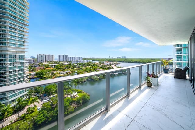 300 Sunny Isles Blvd # 1208, Sunny Isles Beach FL 33160 - Sunny Isles Beach, FL - Photo 3