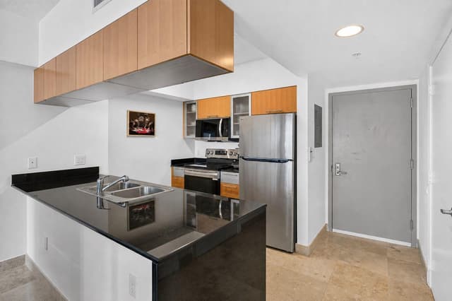 1750 N BAYSHORE Drive # 4109, Miami FL 33132 - Miami, FL - Photo 5
