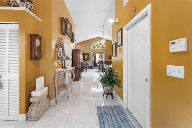 5115 Foxhall Drive S, West Palm Beach FL 33417 - West Palm Beach, FL - Photo 5