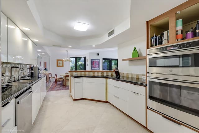 596 Fernwood Rd # B, Key Biscayne FL 33149 - Key Biscayne, FL - Photo 5