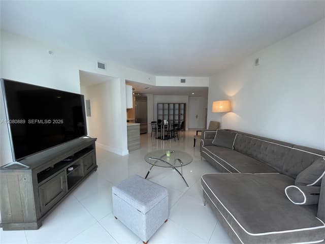 1300 Brickell Bay Dr # 2010, Miami FL 33131 - Miami, FL - Photo 4