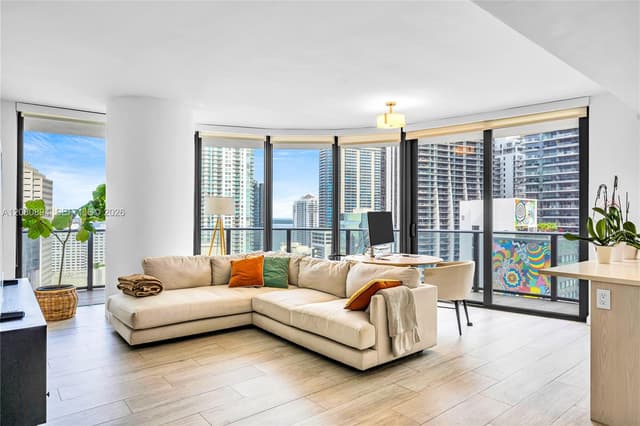 45 SW 9th St # 2103, Miami FL 33130 - Miami, FL - Photo 2