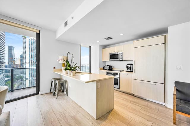 45 SW 9th St # 2103, Miami FL 33130 - Miami, FL - Photo 7