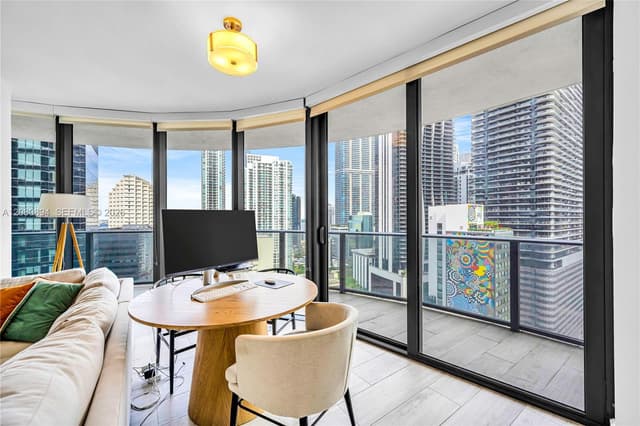 45 SW 9th St # 2103, Miami FL 33130 - Miami, FL - Photo 4