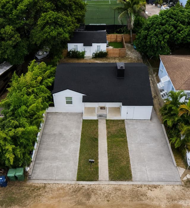 444 NW 80TH Street, Miami FL 33150 - Miami, FL - Photo 2